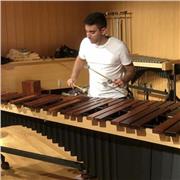 Doy clases particulares de lenguaje musical, percusión, música y movimiento, ingles y piano. Actualmente me hallo estudiando la carrera de percusion